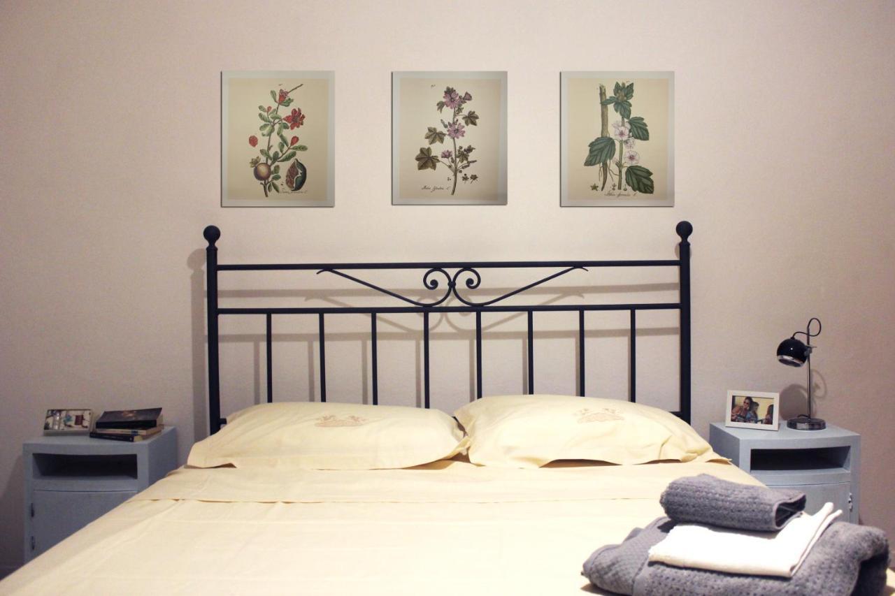 La Casetta Ferrara B&B ภายนอก รูปภาพ