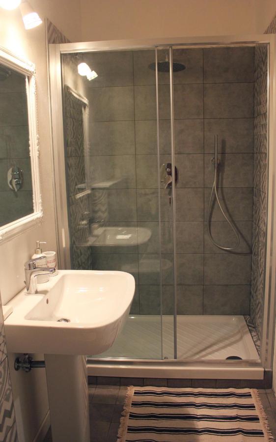 La Casetta Ferrara B&B ภายนอก รูปภาพ